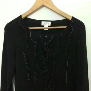 Ann Taylor Loft Women M Black Ruffle Button Top